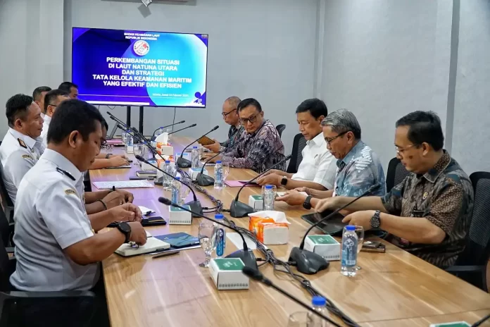 Diskusi antara Bakamla RI dan Penasihat Khusus Presiden Bidang Politik dan Keamanan yang membahas membahas strategi untuk memperkuat keamanan laut Indonesia (Dok. Ist)