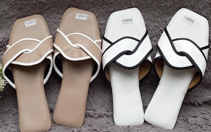 Sandal selop flat