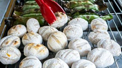 Pempek panggang Palembang