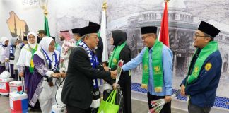 Jemaah Haji Indonesia kloter pertama