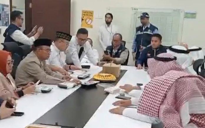 Peninjauan pabrik makanan siap saji jemaah Haji