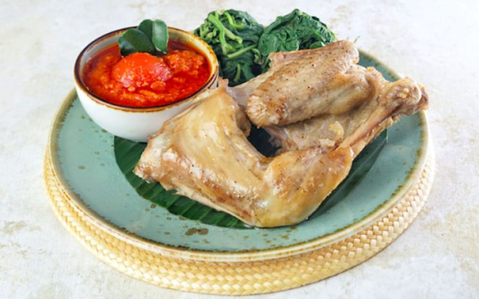 Ayam pop khas Sumbar