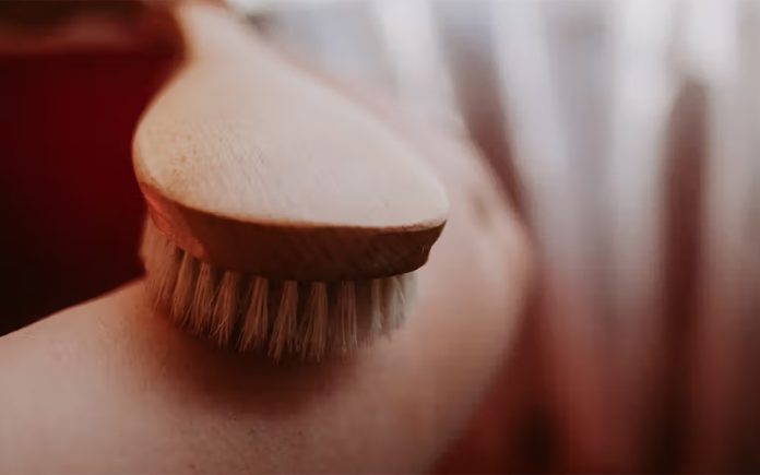 dry-brushing Dry brushing
