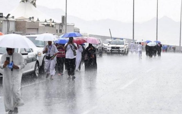 arab-banjir Arab Saudi hujan lebat