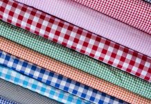 Motif kain gingham