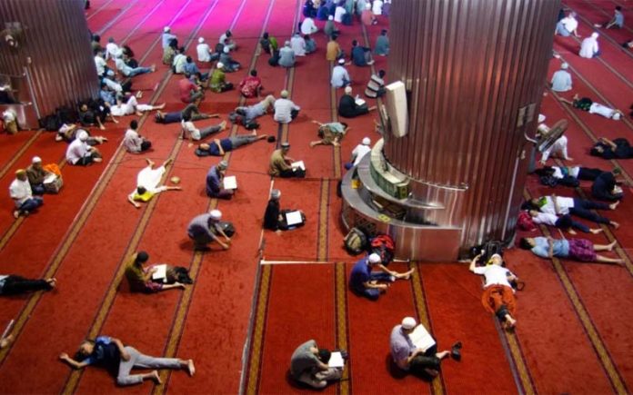 Syarat-syarat i’tikaf mencari pahala Lailatul Qadar