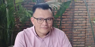 Fransisco Bessi pengacara Roni Sonbay diperiksa bidang pengawasan Kejati NTT
