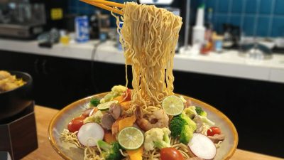 Mie terbang