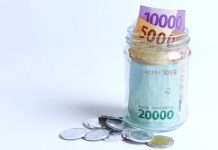 Tips Menabung Untuk Menunaikan Ibadah Haji Ilustrasi menabung untuk Haji