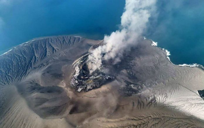 erupsi-anak-krakatau