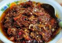 Sambal Goreng Papai Khas Kalimantan yang Pedas dan Lezat